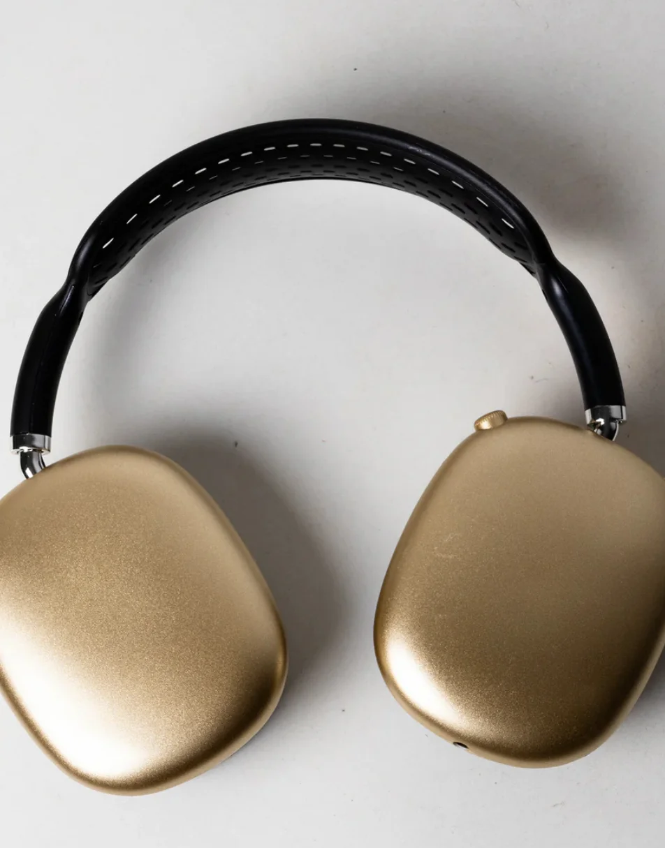 Air Pro Max Gold Black Edition