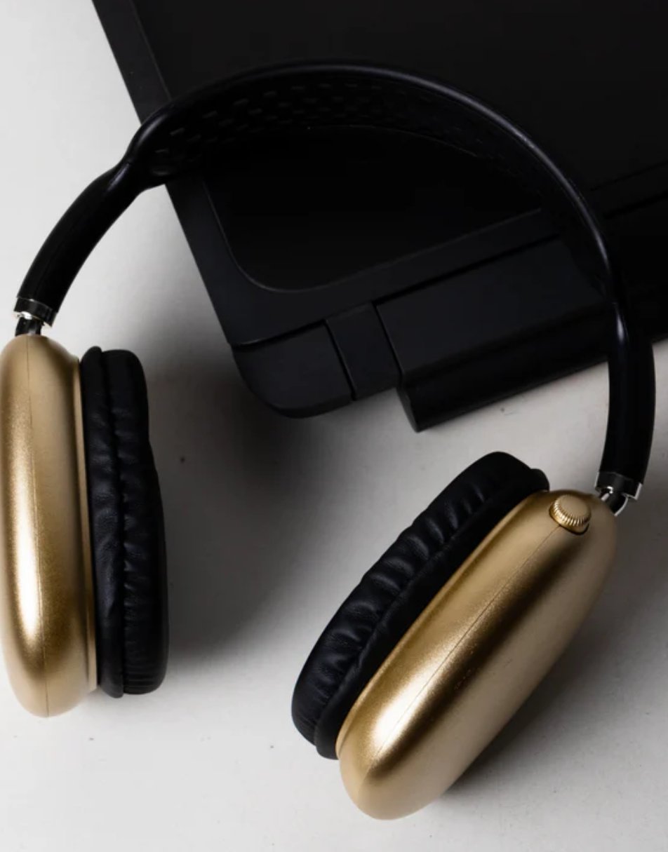 Air Pro Max Gold Black Edition